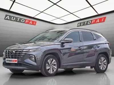 Usado Hyundai Tucson 115 CV (84 kW) 2022 Gris / plata SUV