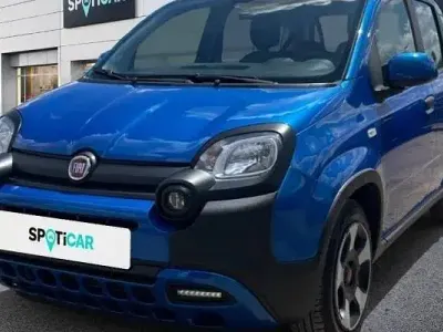 Usado Fiat Panda Cross Cross 69 CV (50 kW) 2023 Azul Utilitario