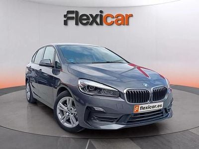 Usado BMW 225 Active Tourer iPerformance 224 CV (164 kW) 2020 Gris Monovolumen