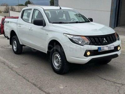 Usado Mitsubishi L200 154 CV (113 kW) 2018 Blanco Pickup/Camioneta