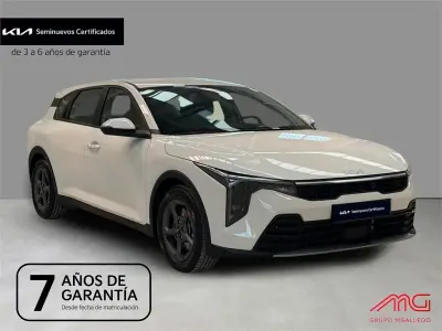 Nuevo Kia K4 115 CV (84 kW) 2026 Clear white (ud)