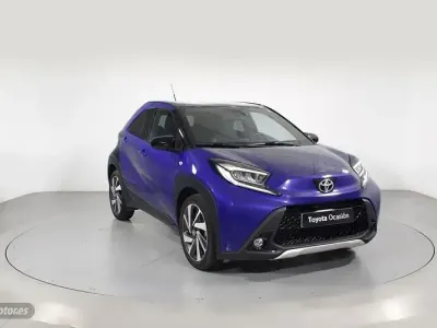 Usado Toyota Aygo X Edition 72 CV (52 kW) 2022 Azul SUV