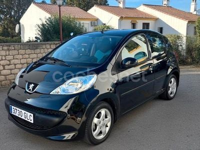 Negro Usado 2009 Peugeot 107 Utilitario | 5500 €