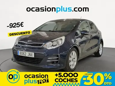 Usado Kia Rio 84 CV (61 kW) 2016 Azul Utilitario