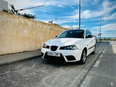 Używany Seat Ibiza 80 KM (58 kW) 2006 Biały Hatchback