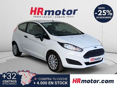 Usado Ford Fiesta Trend 75 CV (55 kW) 2015 Blanco Utilitario