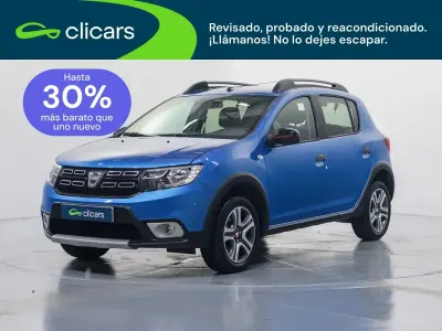 Usado Dacia Sandero 90 CV (66 kW) 2019 Azul Berlina