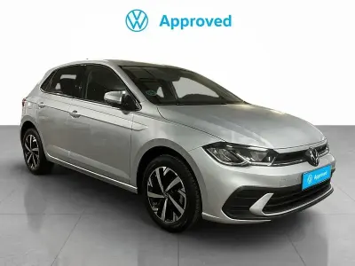 Usado VW Polo 95 CV (69 kW) 2025 Gris / plata Utilitario