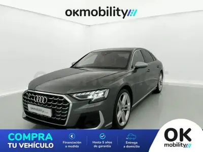 Usado Audi A8 571 CV (419 kW) 2022 Gris / plata Berlina