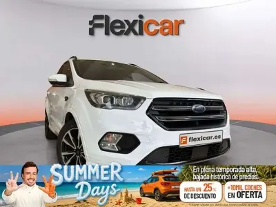Usado Ford Kuga ST-Line 179 CV (131 kW) 2018 Blanco SUV