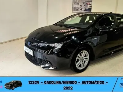 Usado Toyota Corolla Active 122 CV (89 kW) 2022 Negro Utilitario