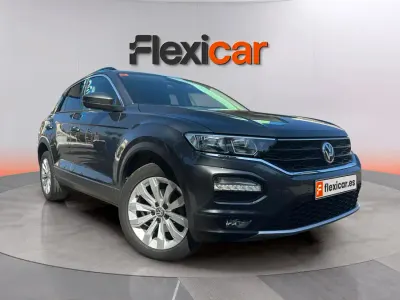 Usado VW T-Roc Advance 116 CV (85 kW) 2019 Gris SUV