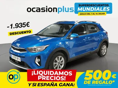 Usado Kia Stonic 79 CV (58 kW) 2025 Azul SUV
