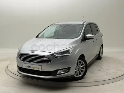 Usado Ford Grand C-Max Titanium 120 CV (88 kW) 2015 Gris / plata Monovolumen