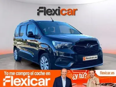 Usado Opel Combo Innovation 102 CV (75 kW) 2020 Negro Monovolumen