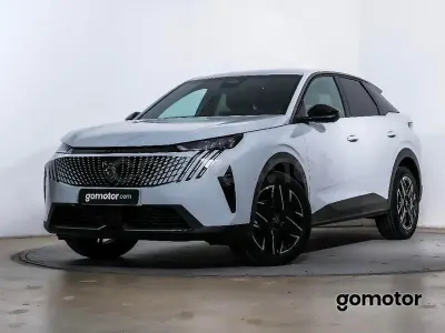 Usado Peugeot 3008 Allure 136 CV (100 kW) 2024 Blanco SUV