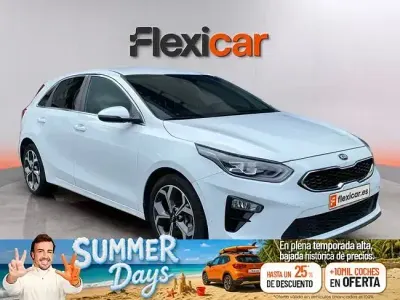 Usado Kia Ceed 100 CV (73 kW) 2021 Blanco Utilitario
