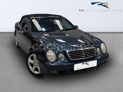 Negro Usado 2003 Mercedes CLK230 Avantgarde Descapotable | 11.500 €