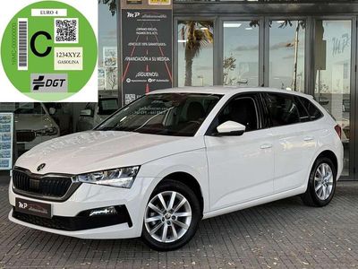 Usado Skoda Scala Ambition 95 CV (69 kW) 2023 Blanco Utilitario