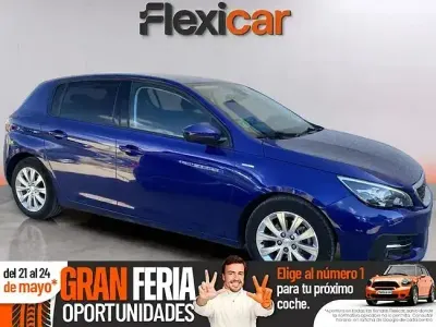 Usado Peugeot 308 Style 130 HP (95 kW) 2020 Azul Sedan