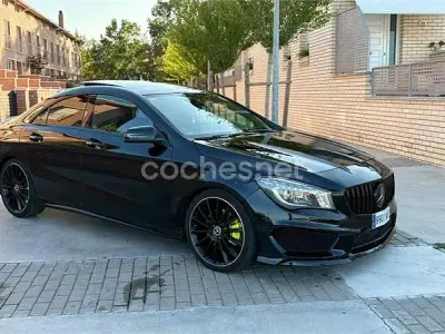 Usado Mercedes CLA220 AMG line 177 CV (130 kW) 2015 Negro Berlina