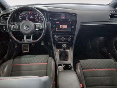 Usado VW Golf VII GTI 230 CV (169 kW) 2018 Rojo Berlina