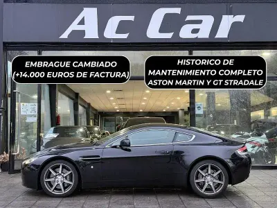 Usado Aston Martin Vantage 420 CV (308 kW) 2011 Negro Coupe