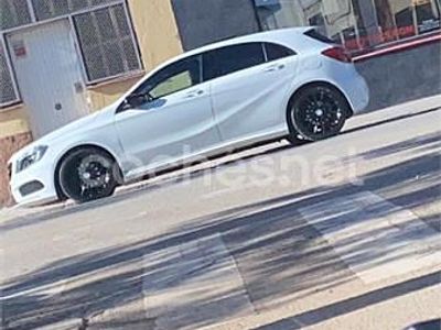 Begagnad Mercedes A180 AMG line 109 HK (80 kW) 2014 Vit Sedan