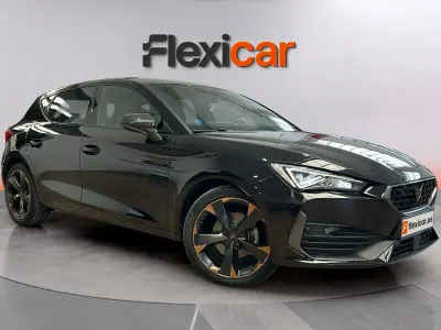 Usado Cupra Leon 150 CV (110 kW) 2023 Negro Berlina