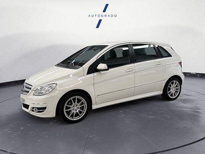 Usado Mercedes B180 109 CV (80 kW) 2010 Blanco Monovolumen
