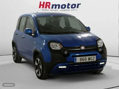 Usado Fiat Panda Cross Cross 70 CV (51 kW) 2023 Azul Utilitario