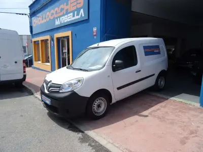 Usado Renault Kangoo 75 CV (55 kW) 2018 Blanco Monovolumen