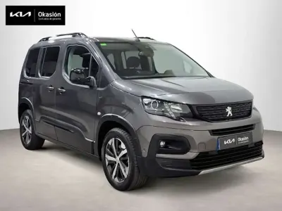 Usado Peugeot Rifter GT 131 CV (96 kW) 2022 Gris Monovolumen