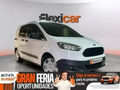 Usado Ford Transit Trend 100 CV (73 kW) 2015 Blanco Familiar