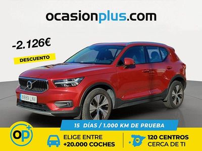 Usado Volvo XC40 Momentum 163 CV (119 kW) 2021 Rojo SUV