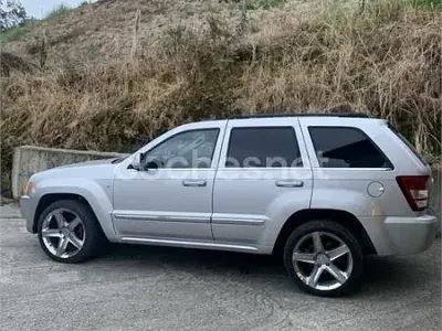 Usado Jeep Grand Cherokee Limited 326 CV (239 kW) 2005 Gris / plata SUV