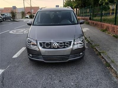 Usado VW Touran Edition 105 CV (77 kW) 2009 Marrón Monovolumen