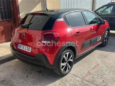 Usado Citroën C3 Feel 110 CV (80 kW) 2021 Rojo Utilitario