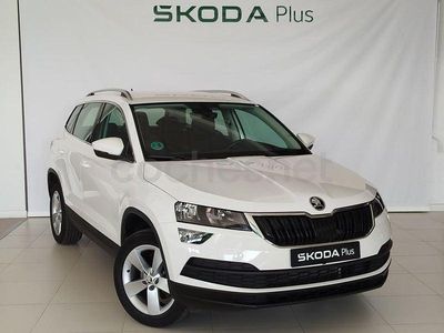 Usado Skoda Karoq Ambition 150 CV (110 kW) 2021 Blanco SUV