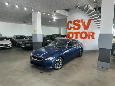 Usado BMW 320e Comfort Edition 204 CV (150 kW) 2021 Azul Berlina
