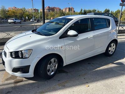 Usado Chevrolet Aveo LT 86 CV (63 kW) 2012 Blanco Berlina