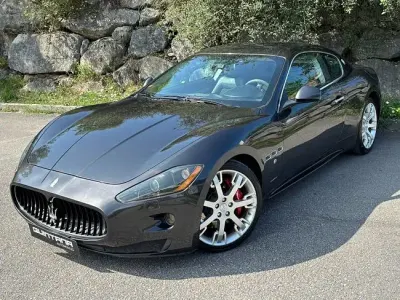 Usado Maserati Granturismo 440 CV (323 kW) 2008 Gris Coupe
