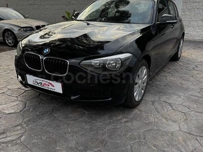 Usado BMW 114 Comfort Edition 102 CV (75 kW) 2012 Rojo Utilitario