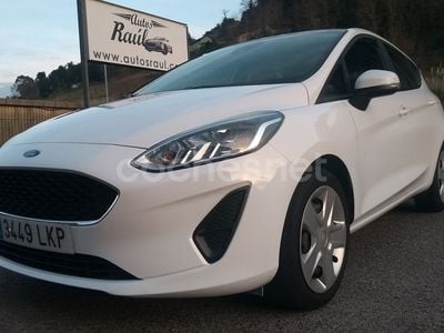 Blanco Usado 2011 Ford Fiesta Trend Utilitario | 7900 €