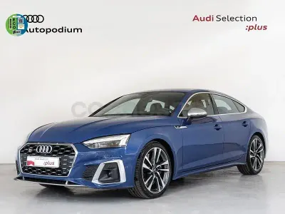 Usado Audi A5 Ambiente 341 CV (250 kW) 2022 Azul Coupe