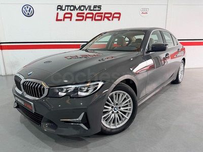 Usado BMW 320 Comfort Edition 184 CV (135 kW) 2019 Gris / plata Berlina