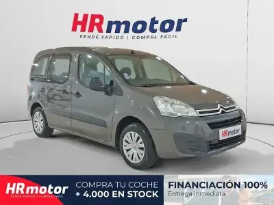 Usado Citroën Berlingo Feel 110 CV (80 kW) 2017 Marrón Monovolumen