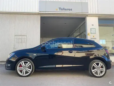 Usado Seat Ibiza SC CUPRA 192 CV (141 kW) 2016 Negro Utilitario