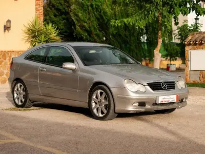 Usado Mercedes C220