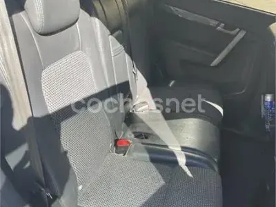 Usado Chevrolet Captiva LS 127 CV (93 kW) 2011 Blanco SUV